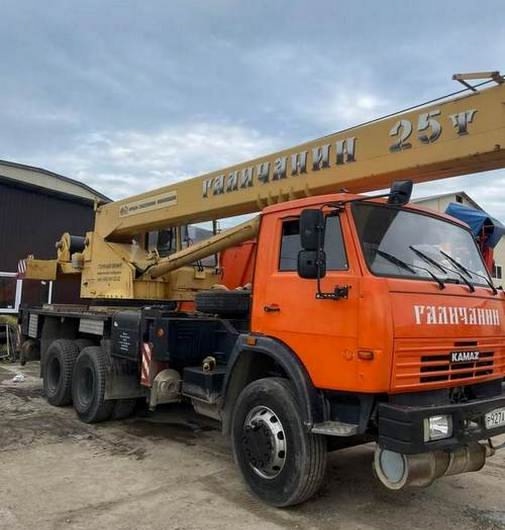 Аренда автомобильного крана КАМАЗ