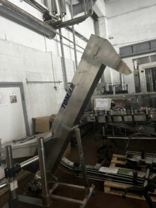 Линия розлива в ПЭТ бутылку с широким горлом, пр-ть до 3000 бут/час
