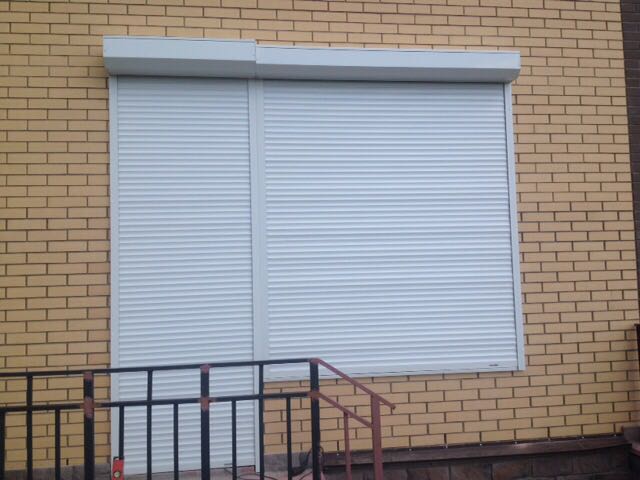 Механические рольставни вместо двери 800х2100 мм