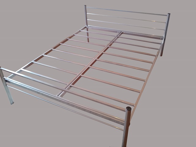 Металлические двухъярусные кровати со спинками и боковушками
