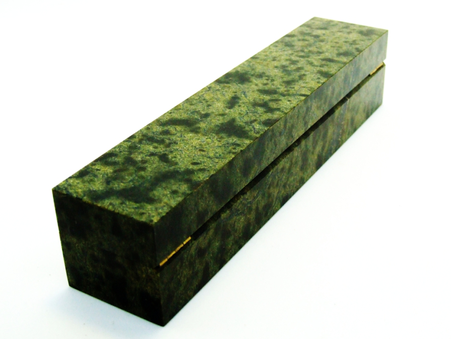Футляр - Хьюмидор (Humidor) для сигар. Чистый Вердантит.