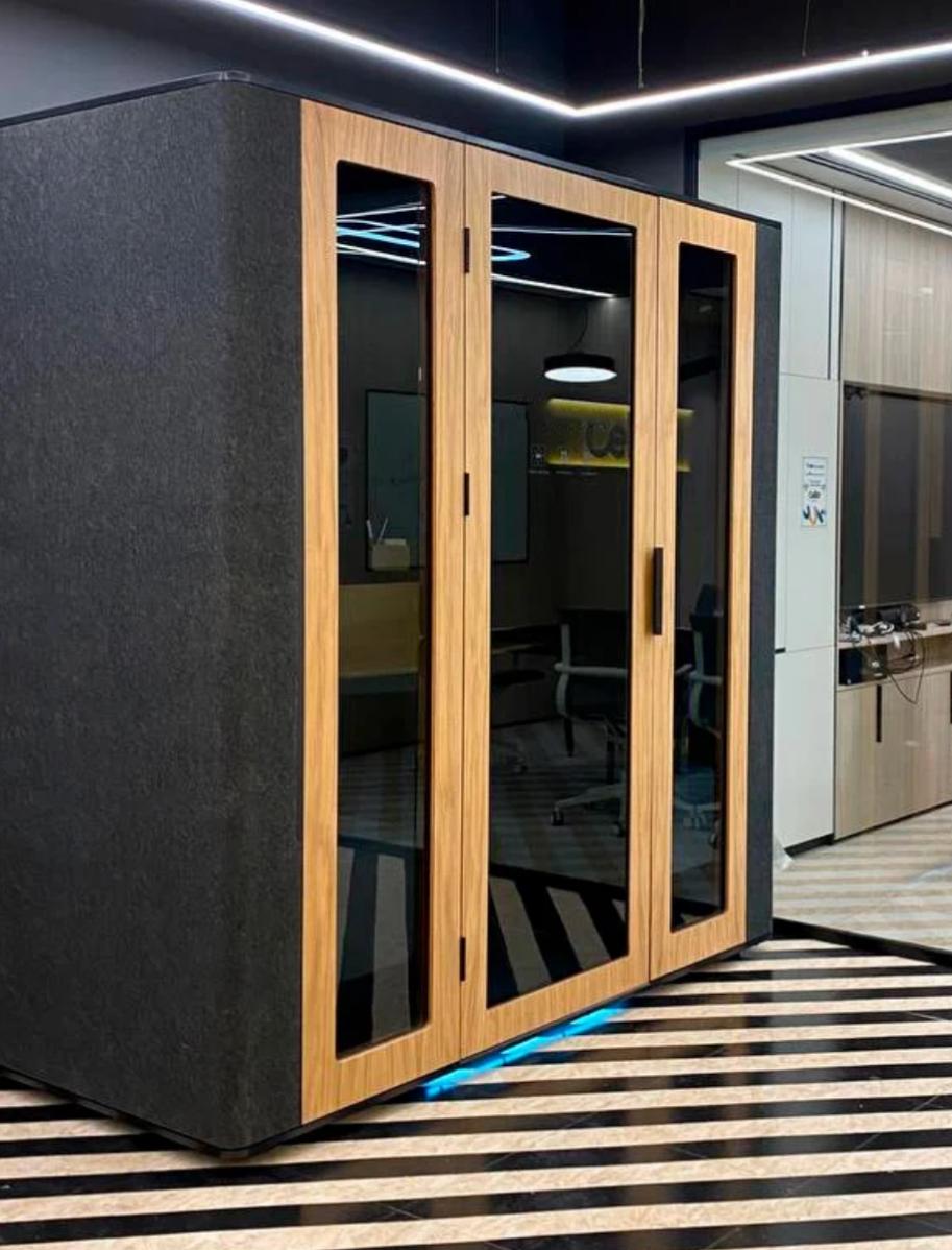 Создайте зону тишины в офисе: современные акустические кабинки SitUp Создайте зону тишины в офисе: современные акустические кабинки SitUp